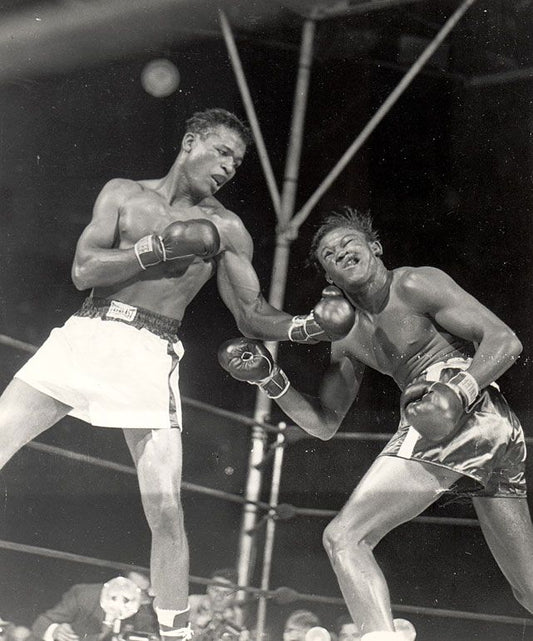 Vintage 1953 Boxing Classic: Sugar Ray Robinson vs. Kid Gavilán 18" X 24" Framed Canvas Wall Art